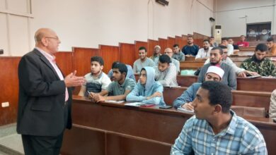 كلية القرآن الكريم للقراءات وعلومها بطنطا - جامعة الأزهر : المتابعة اليومية لسير العملية التعليمية وانتظام الدراسة بالكلية