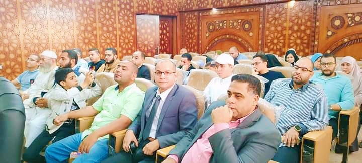 الباحث عبد الله سمير يحصل على الماجستير في أصول الدين حول «تلوين الخطاب في القرآن الكريم»