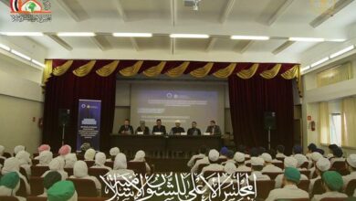 الأمين العام للمجلس الأعلى للشئون الإسلامية يلقي محاضرة عن البناء الحضاري في التراث الإسلامي في مهنة الطب بكلية التمريض بداغستان