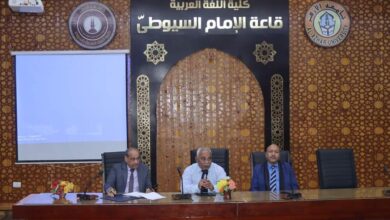 لقاء لطلاب كلية اللغة العربية بأسيوط مع عميد الكلية ووكيلها